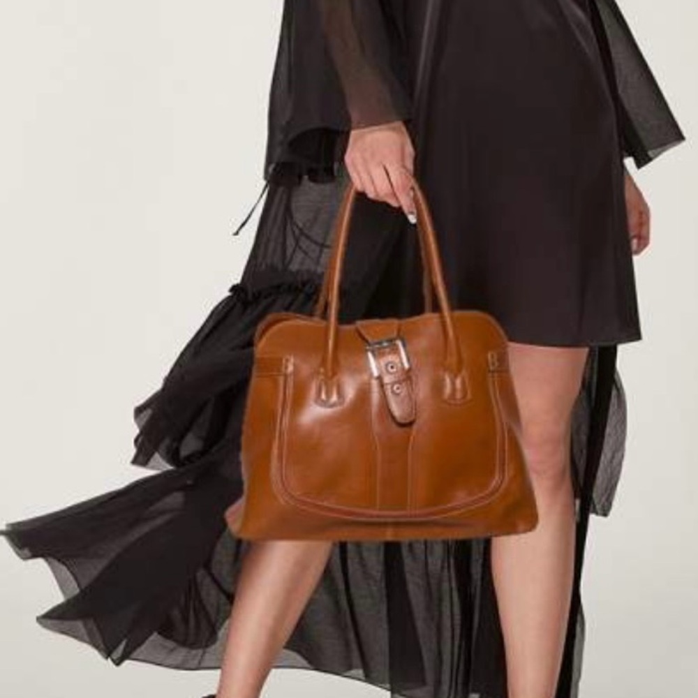 Tod’s Classic Leather Satchel Handbag - Brown